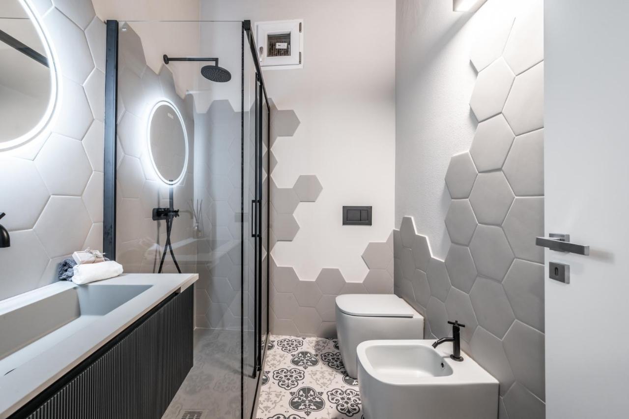 Emilia Suite Palace Модена Екстер'єр фото