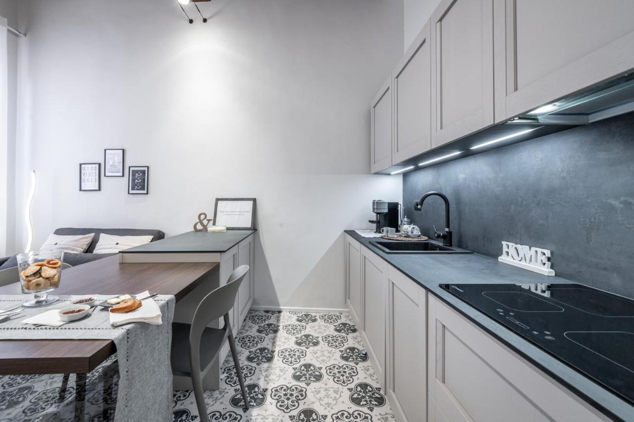 Emilia Suite Palace Модена Екстер'єр фото